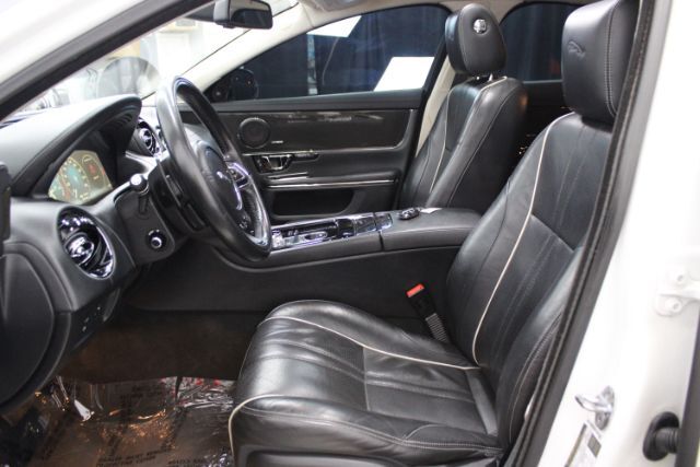 2016 Jaguar XJ R-Sport Chantilly VA