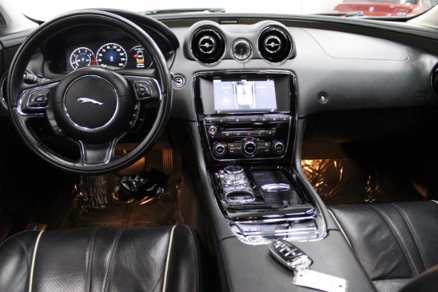 2016 Jaguar XJ R-Sport Chantilly VA