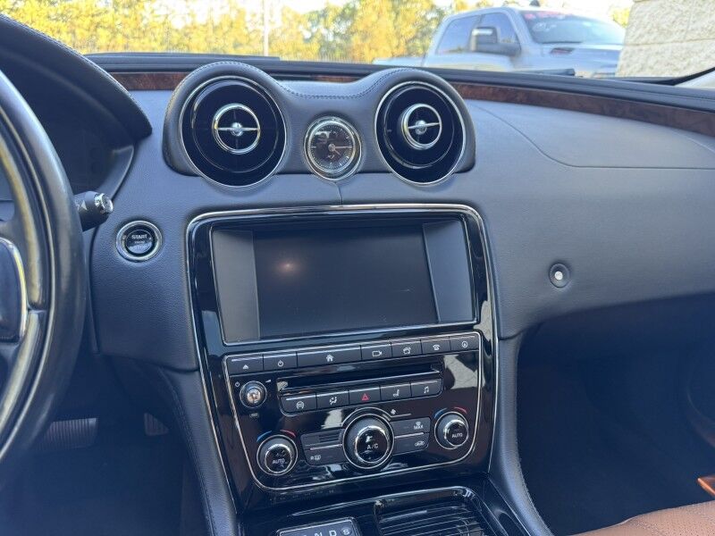 2016 Jaguar XJ R-Sport Willow Grove PA