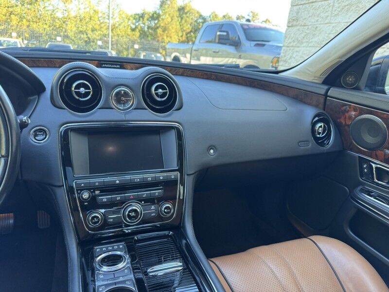 2016 Jaguar XJ R-Sport Willow Grove PA