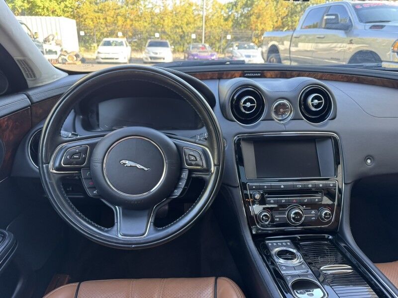 2016 Jaguar XJ R-Sport Willow Grove PA