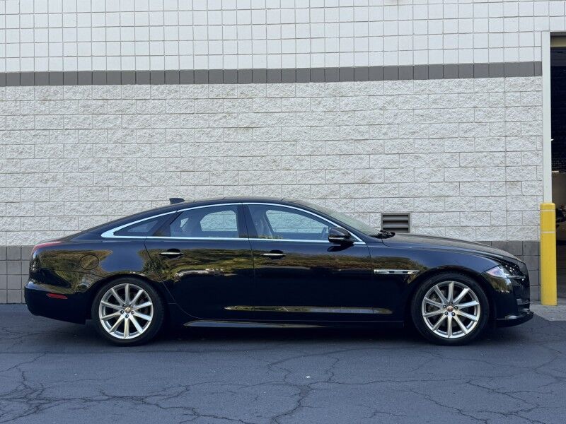 2016 Jaguar XJ R-Sport Willow Grove PA