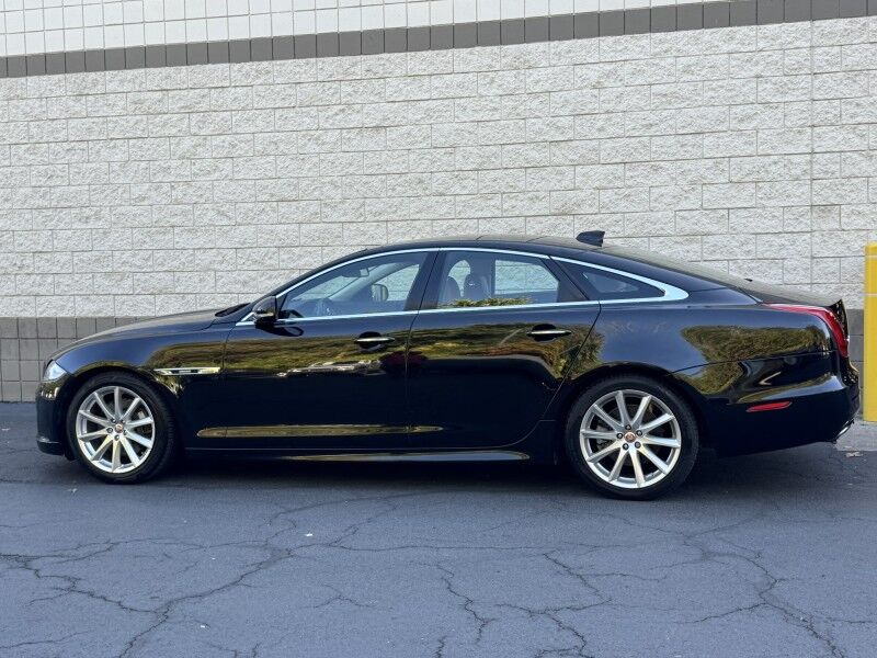 2016 Jaguar XJ R-Sport Willow Grove PA