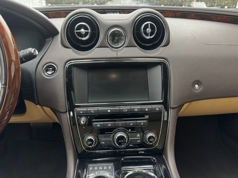 2016 Jaguar XJ R-Sport Willow Grove PA