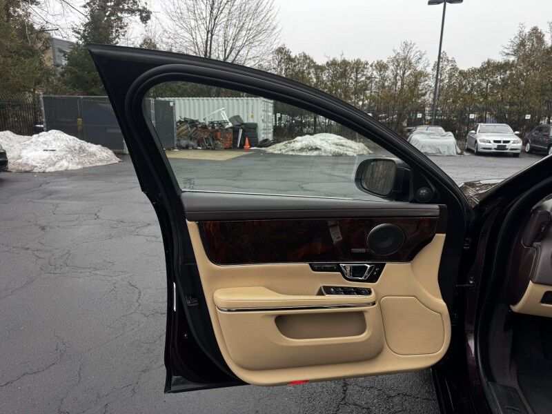 2016 Jaguar XJ R-Sport Willow Grove PA