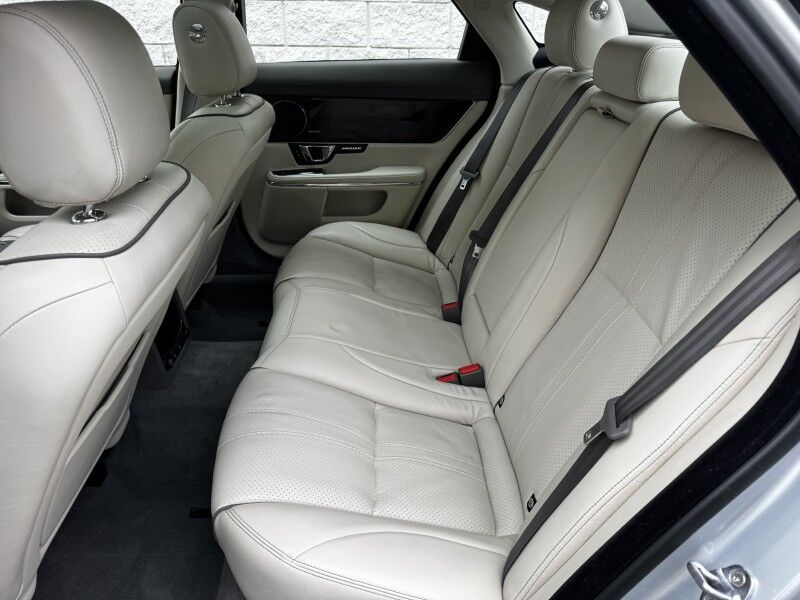 2016 Jaguar XJ R-Sport Willow Grove PA