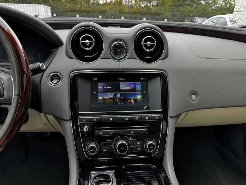 2016 Jaguar XJ R-Sport Willow Grove PA