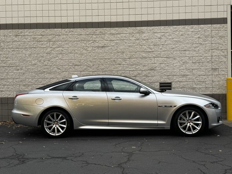 2016 Jaguar XJ R-Sport Willow Grove PA