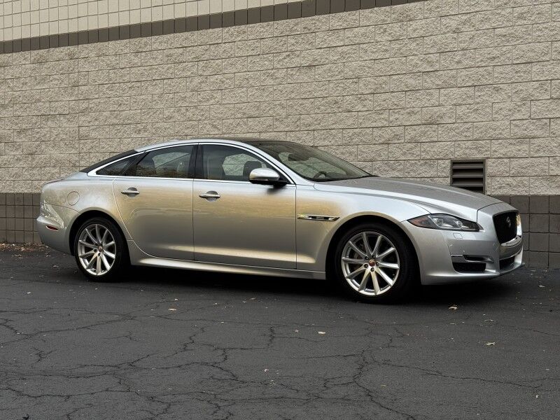 2016 Jaguar XJ R-Sport Willow Grove PA