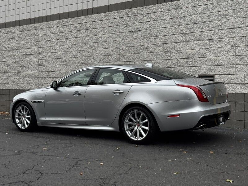 2016 Jaguar XJ R-Sport Willow Grove PA