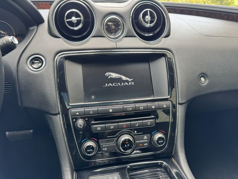 2016 Jaguar XJ R-Sport Willow Grove PA