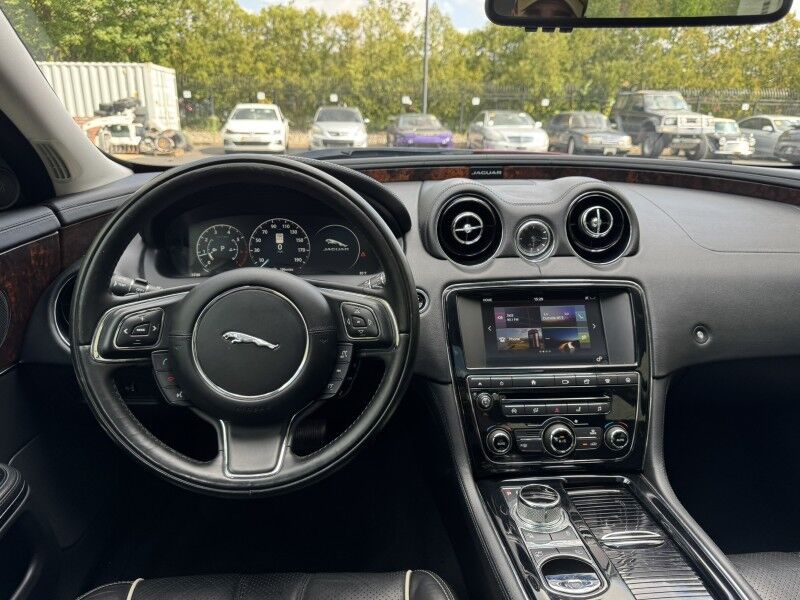 2016 Jaguar XJ R-Sport Willow Grove PA