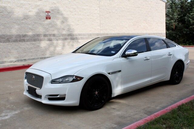 2016 Jaguar XJ XJL Portfolio's photo