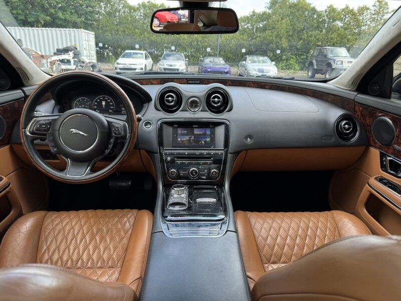 2016 Jaguar XJ XJL Portfolio Willow Grove PA