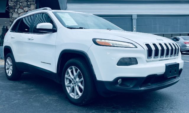 2016 Jeep Cherokee - SD Latitude Hot Springs AR
