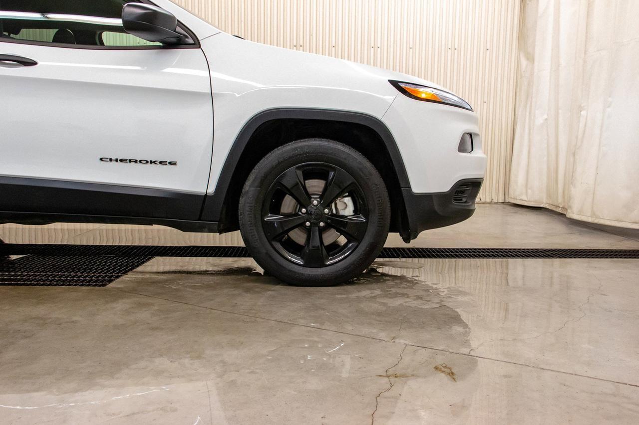 2016 Jeep Cherokee 4x4 Altitude Sport BCam Red Deer AB