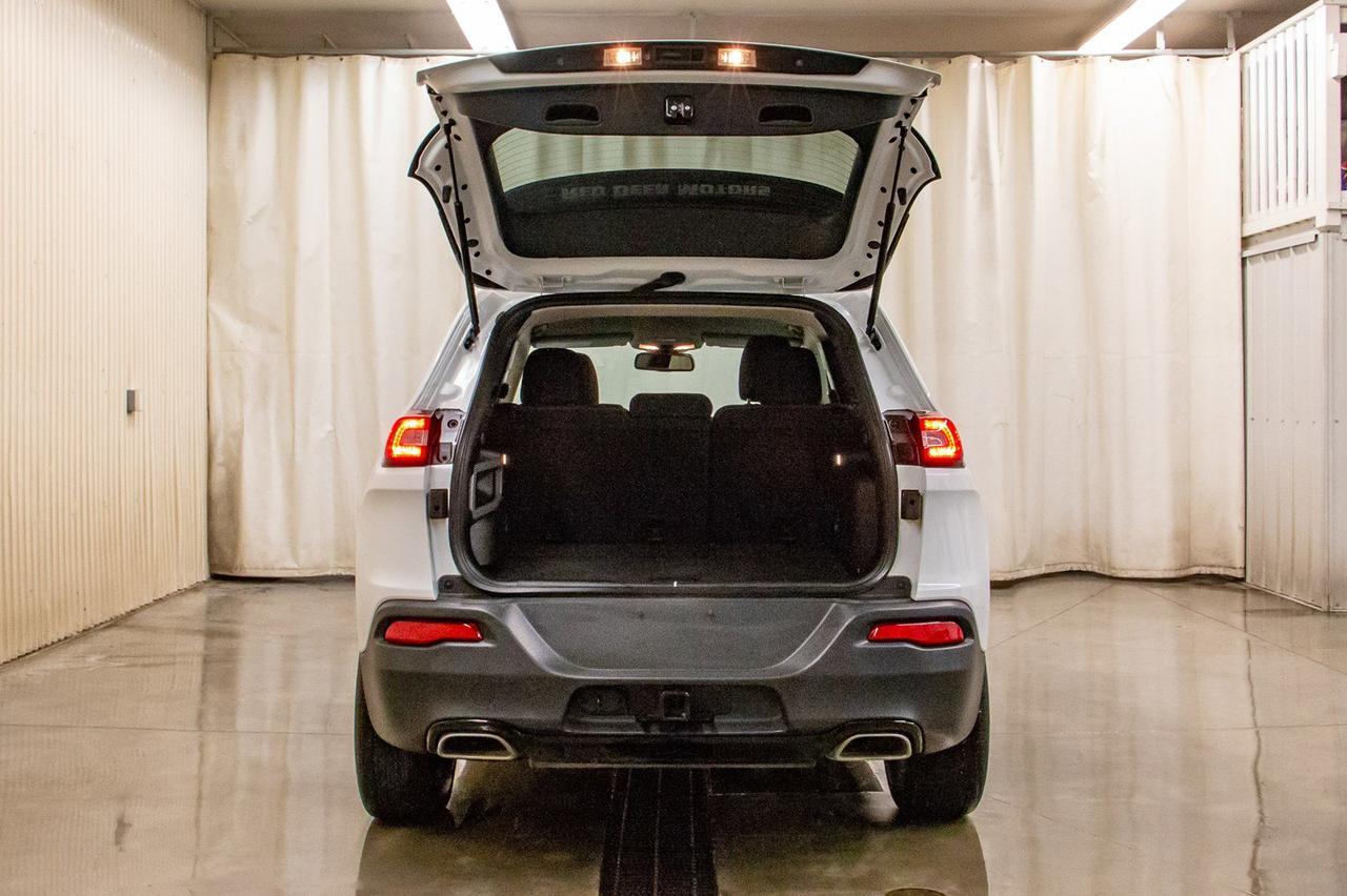 2016 Jeep Cherokee 4x4 Altitude Sport BCam Red Deer AB