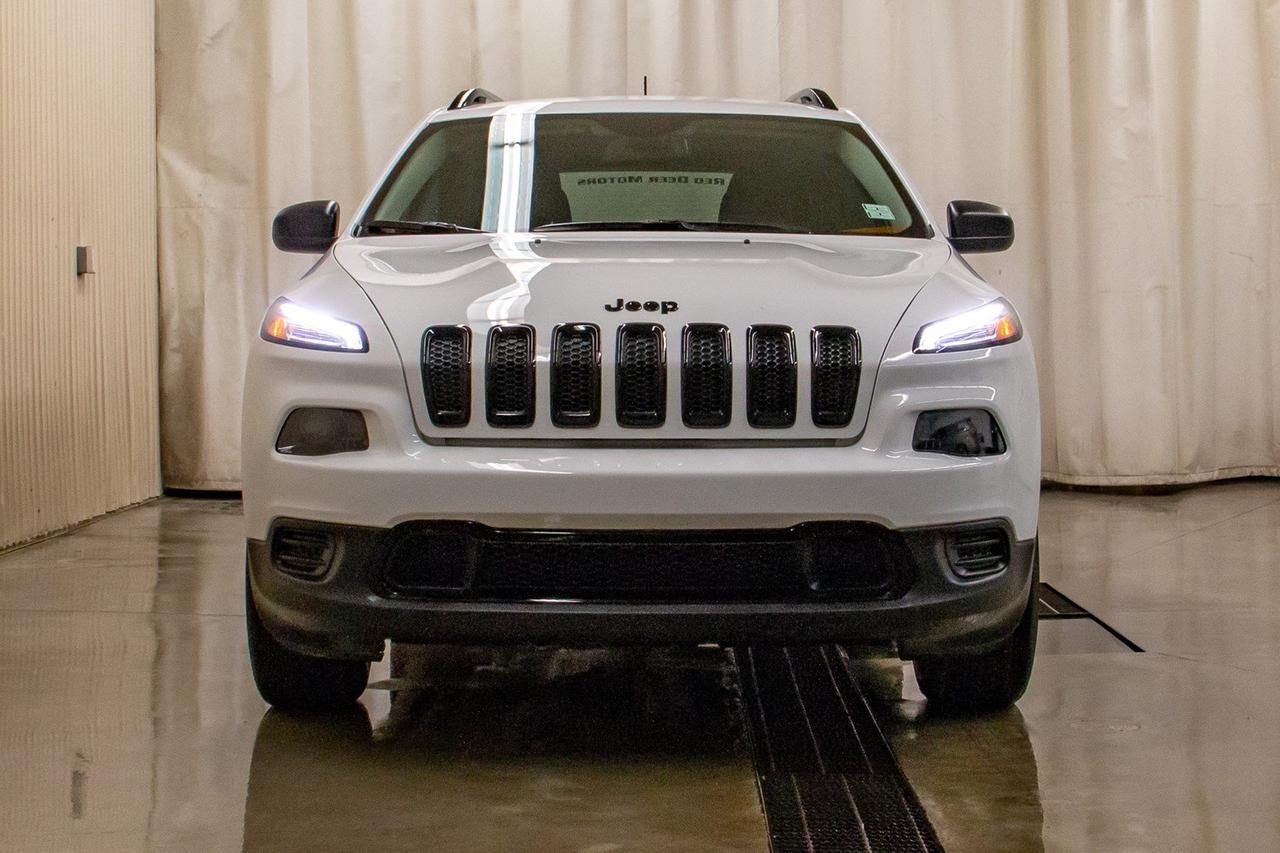 2016 Jeep Cherokee 4x4 Altitude Sport BCam Red Deer AB