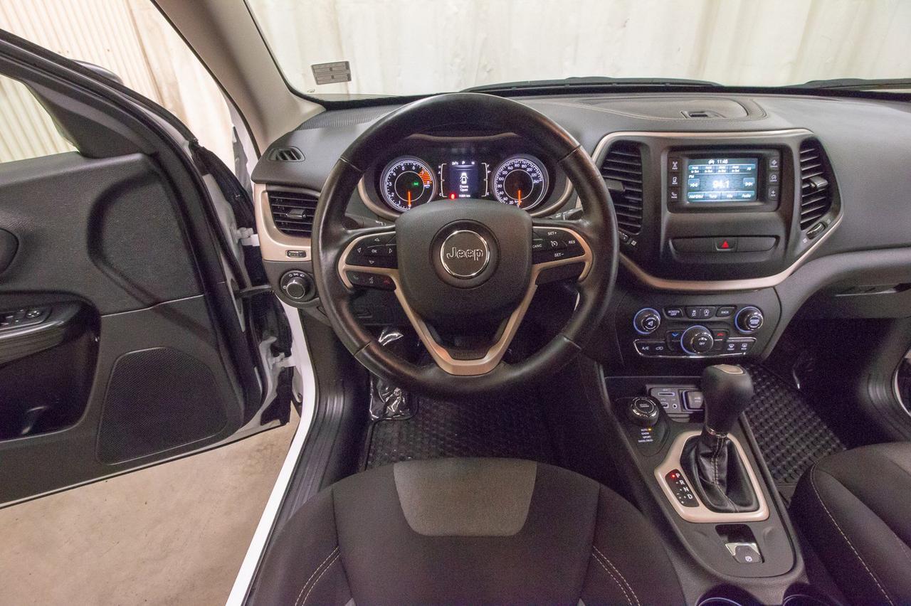 2016 Jeep Cherokee 4x4 Altitude Sport BCam Red Deer AB