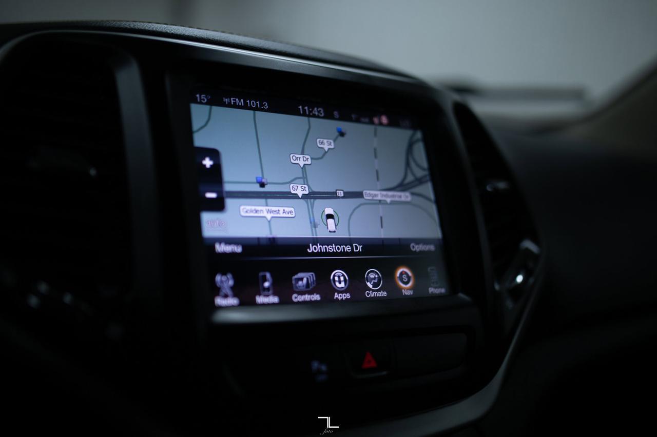 2016 Jeep Cherokee 4x4 Limited Leather Nav BCam Red Deer AB