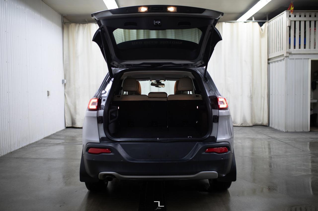 2016 Jeep Cherokee 4x4 Limited Leather Nav BCam Red Deer AB