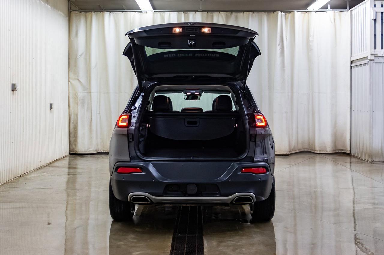 2016 Jeep Cherokee 4x4 Limited Leather Roof Nav BCam Red Deer AB