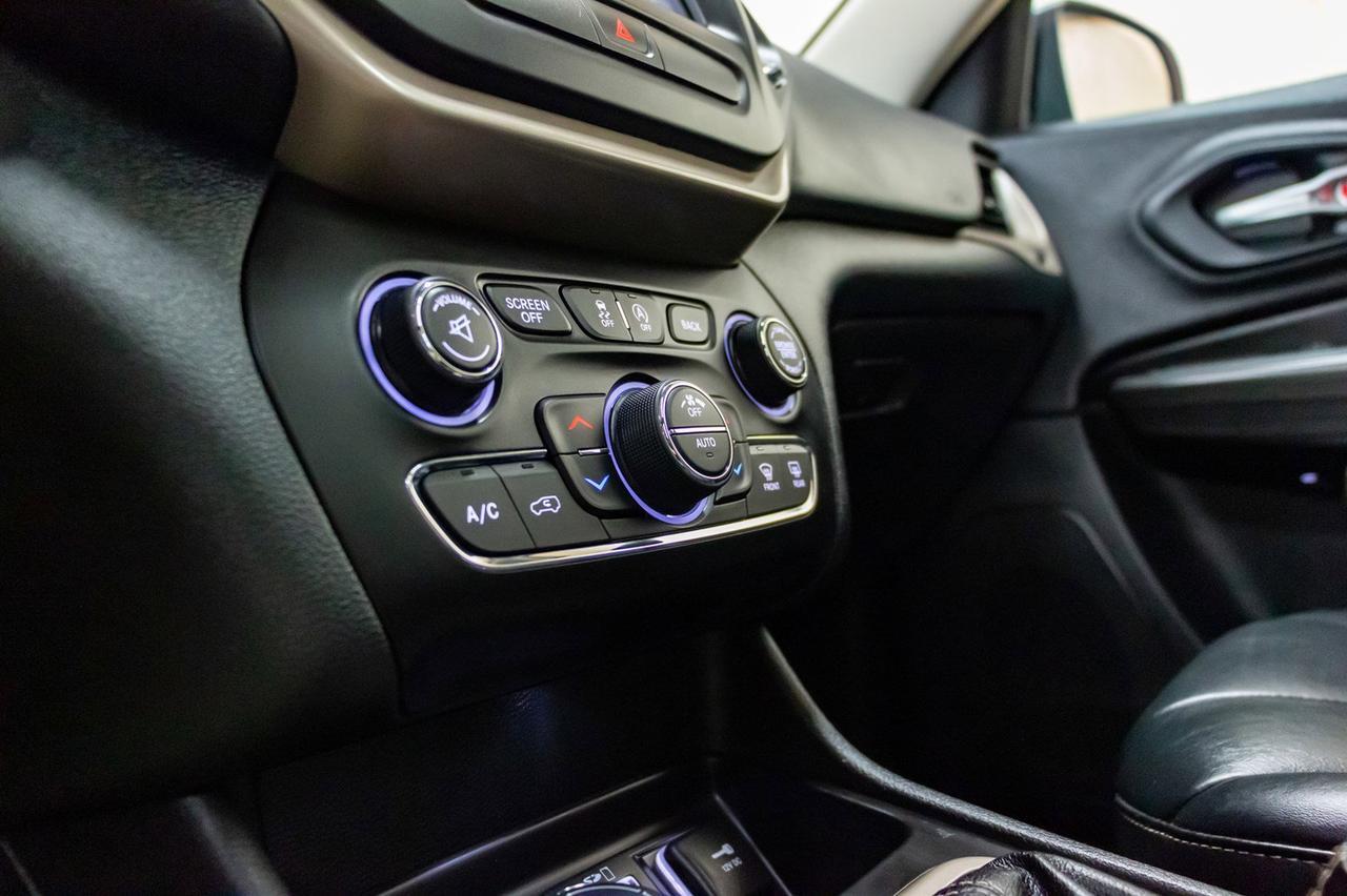 2016 Jeep Cherokee 4x4 Limited Leather Roof Nav Red Deer AB