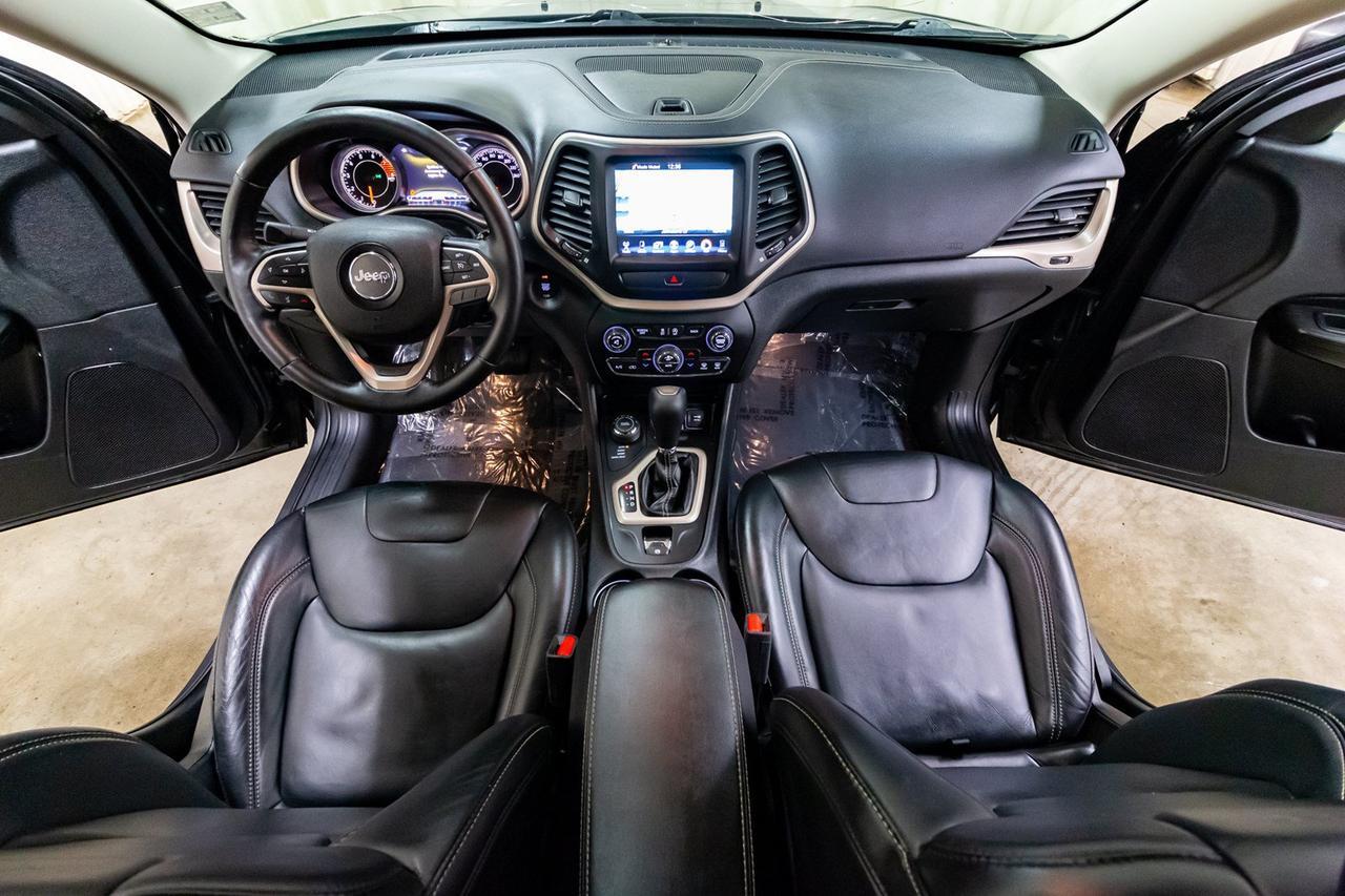 2016 Jeep Cherokee 4x4 Limited Leather Roof Nav Red Deer AB