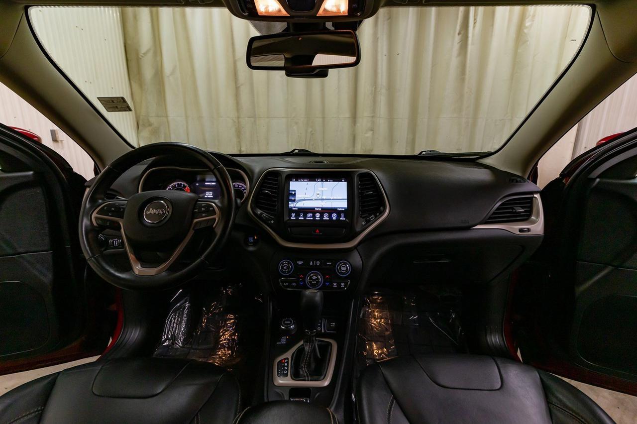 2016 Jeep Cherokee 4x4 Limited Leather Roof Nav Red Deer AB