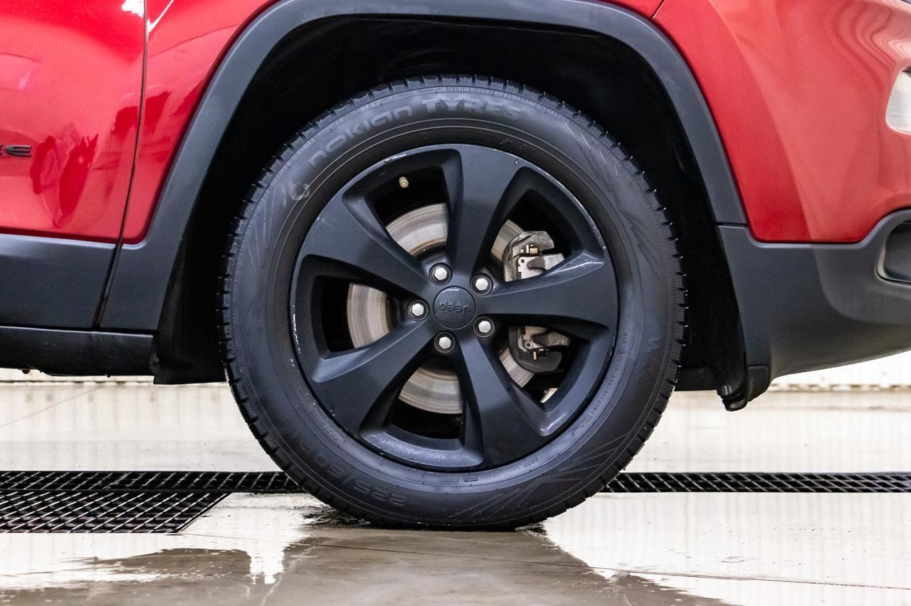 2016 Jeep Cherokee 4x4 Limited Leather Roof Nav Red Deer AB