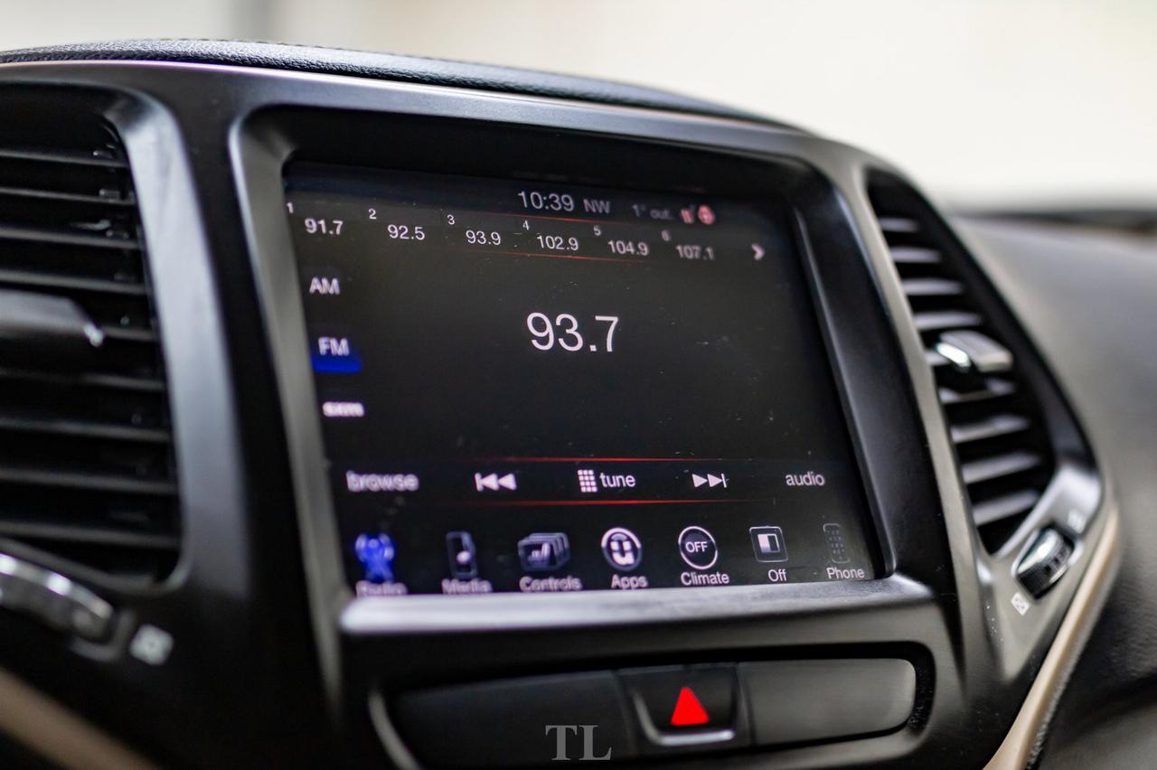 2016 Jeep Cherokee 4x4 North BCam Red Deer AB