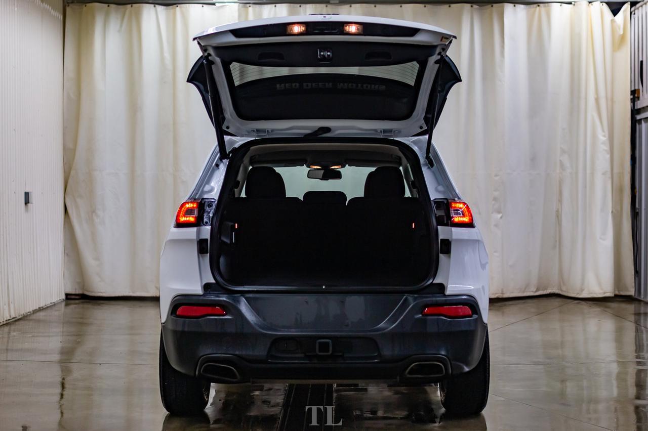 2016 Jeep Cherokee 4x4 North BCam Red Deer AB