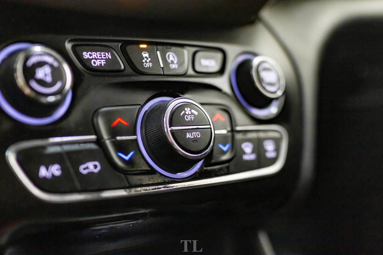 2016 Jeep Cherokee 4x4 North BCam Red Deer AB