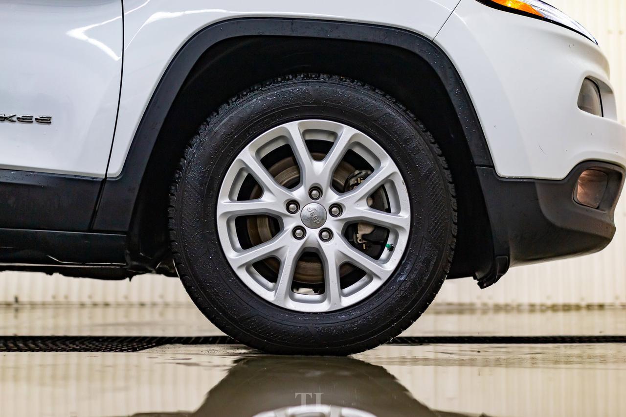 2016 Jeep Cherokee 4x4 North BCam Red Deer AB