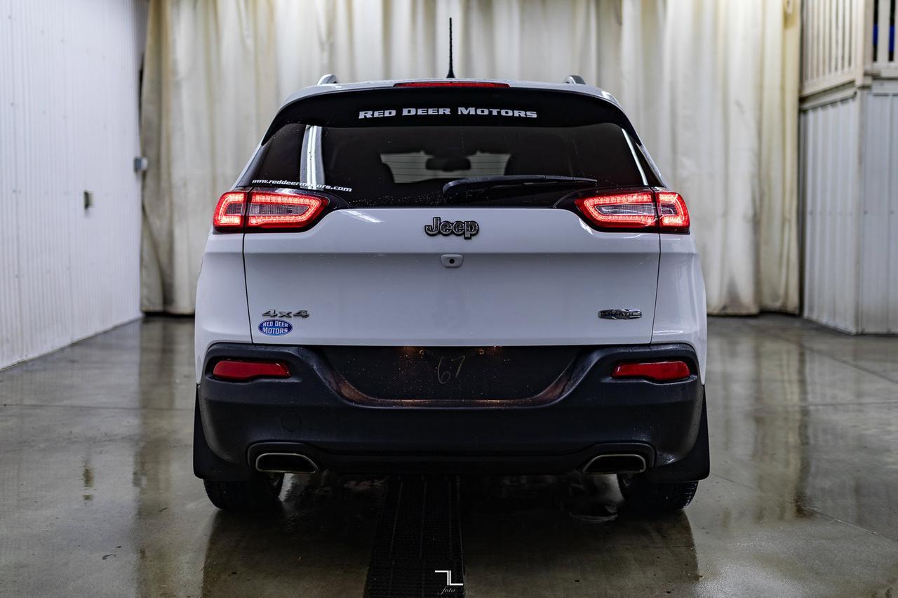 2016 Jeep Cherokee 4x4 North Leather BCam Red Deer AB