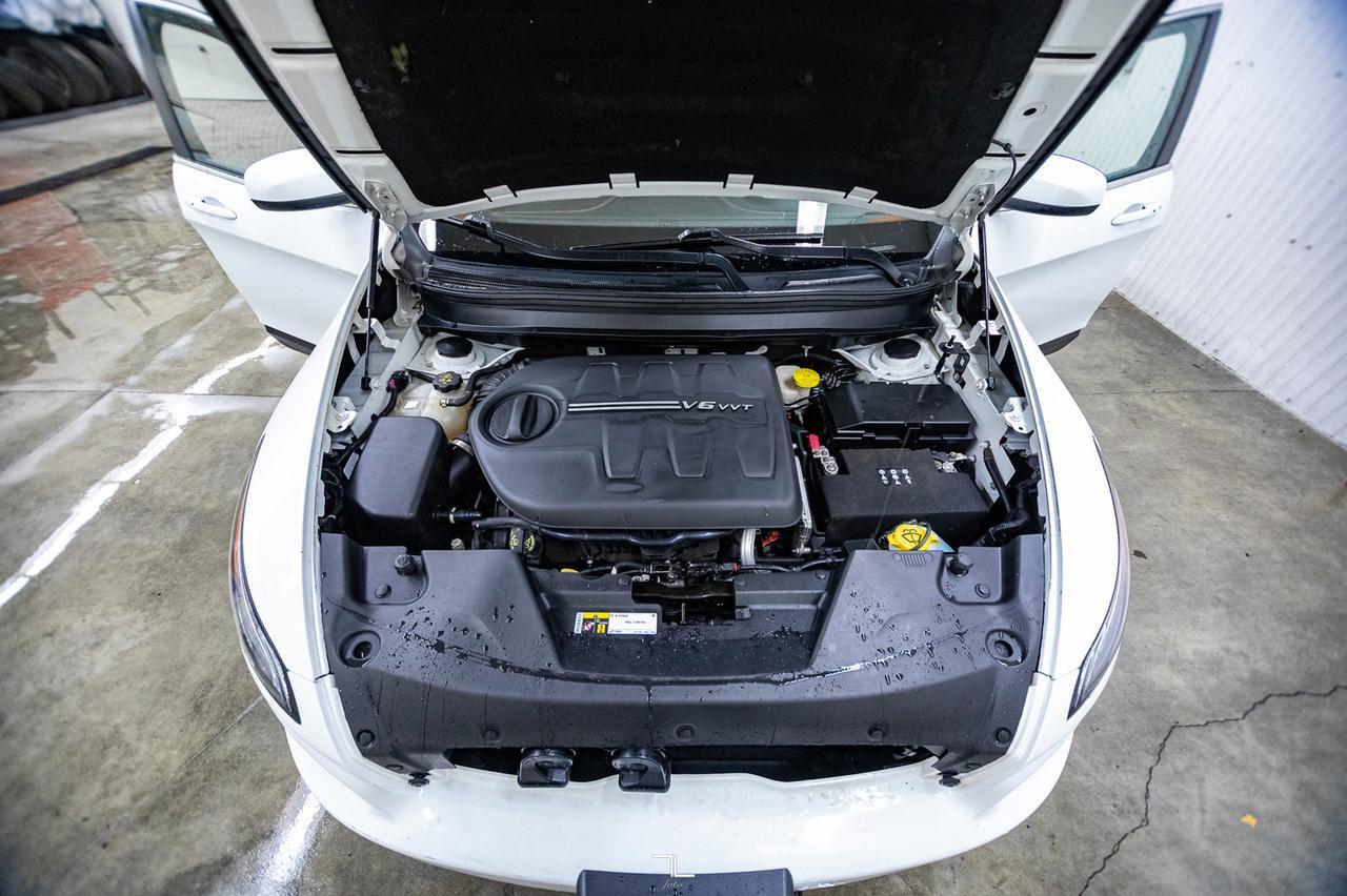 2016 Jeep Cherokee 4x4 North Leather BCam Red Deer AB