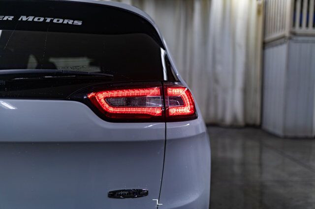 2016 Jeep Cherokee 4x4 North Leather BCam Red Deer AB