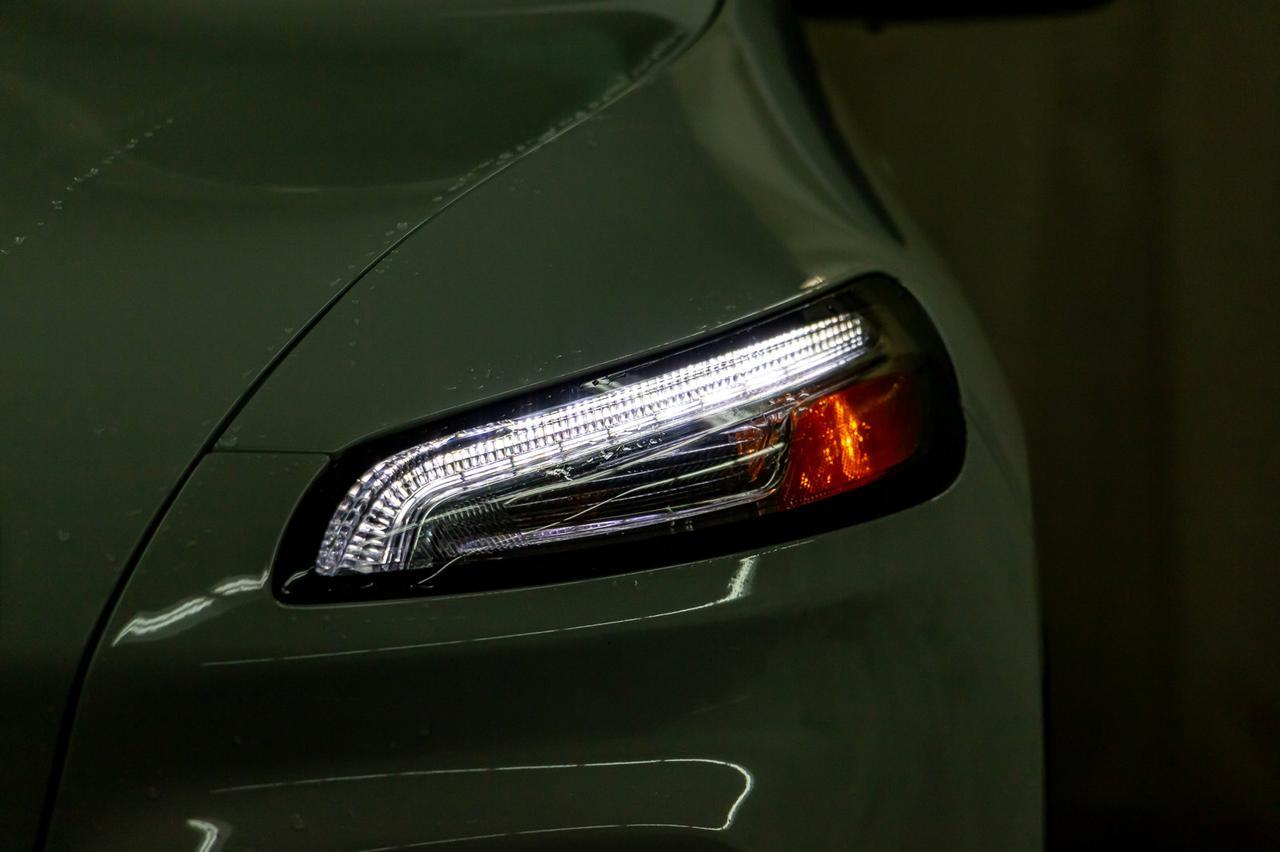 2016 Jeep Cherokee 4x4 North Nav BCam Red Deer AB