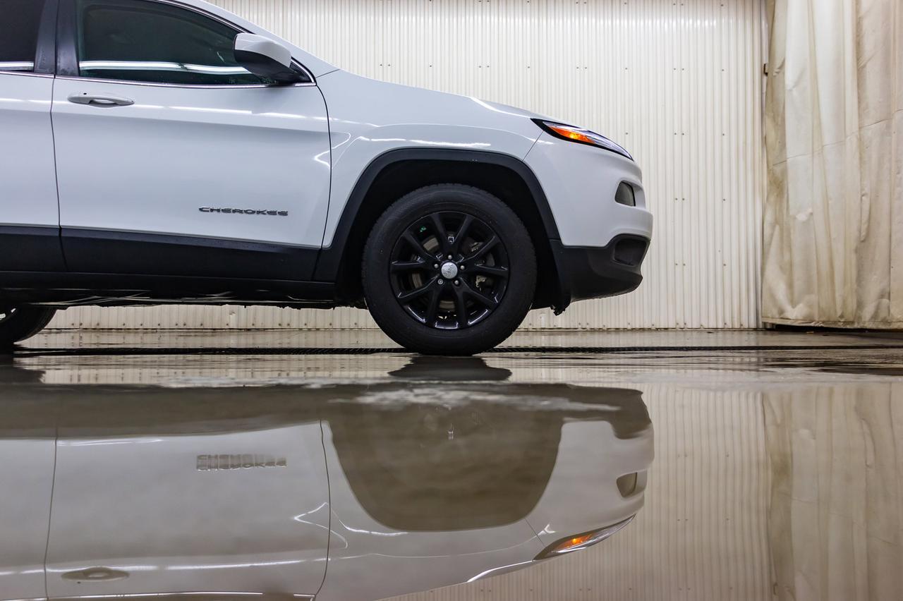 2016 Jeep Cherokee 4x4 North Nav BCam Red Deer AB