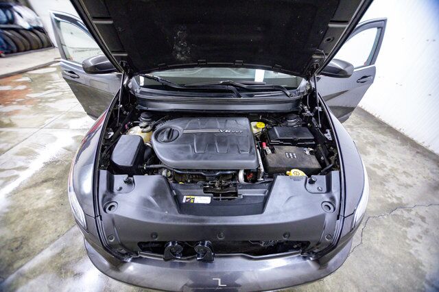 2016 Jeep Cherokee 4x4 North Roof BCam Red Deer AB