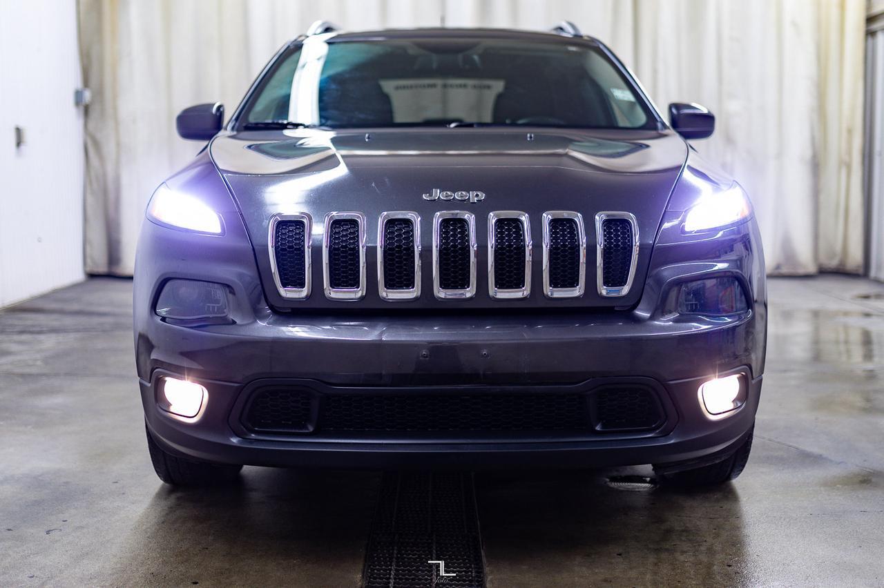 2016 Jeep Cherokee 4x4 North Roof BCam Red Deer AB