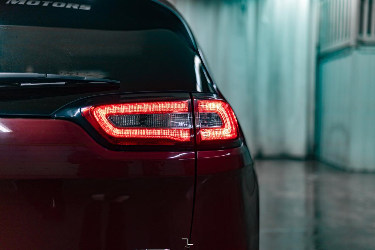 2016 Jeep Cherokee 4x4 North Roof PSeat Red Deer AB