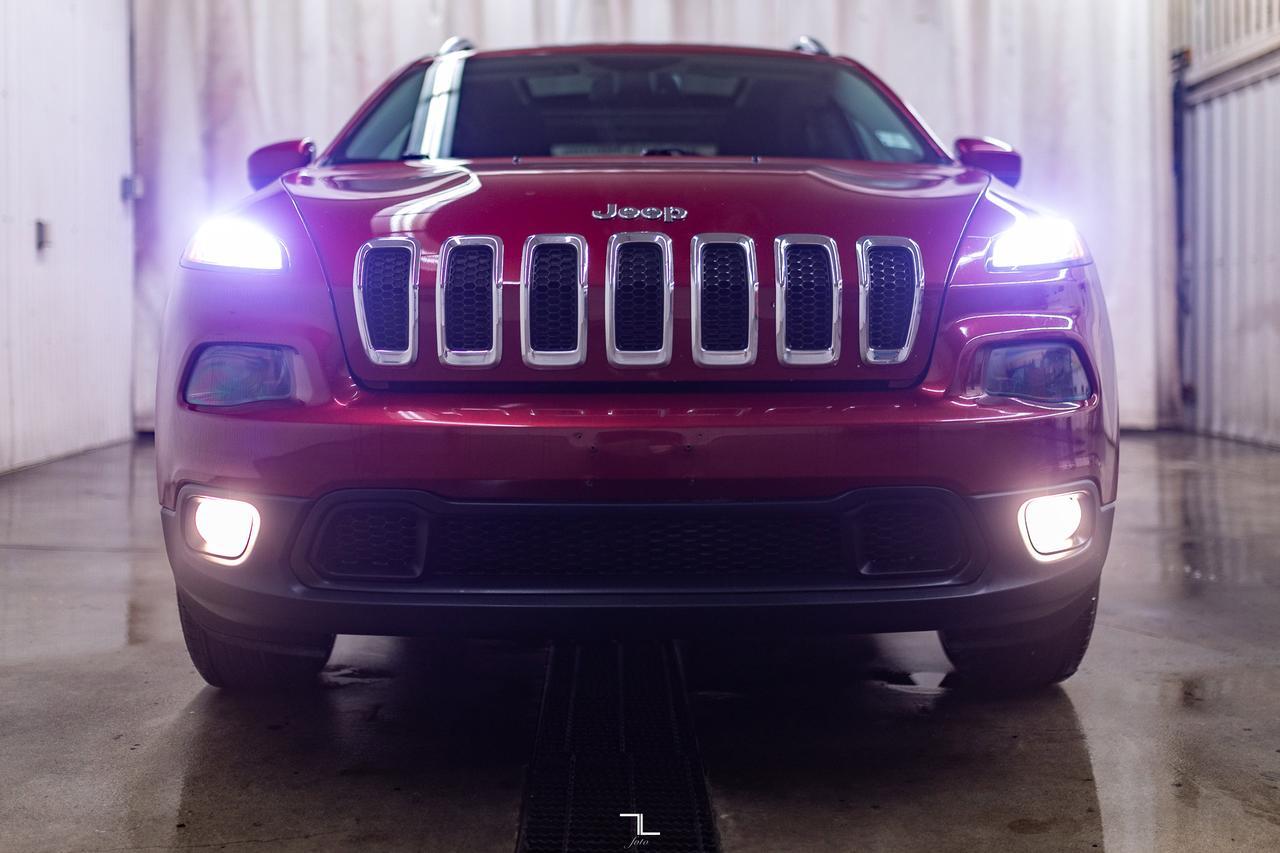 2016 Jeep Cherokee 4x4 North Roof PSeat Red Deer AB