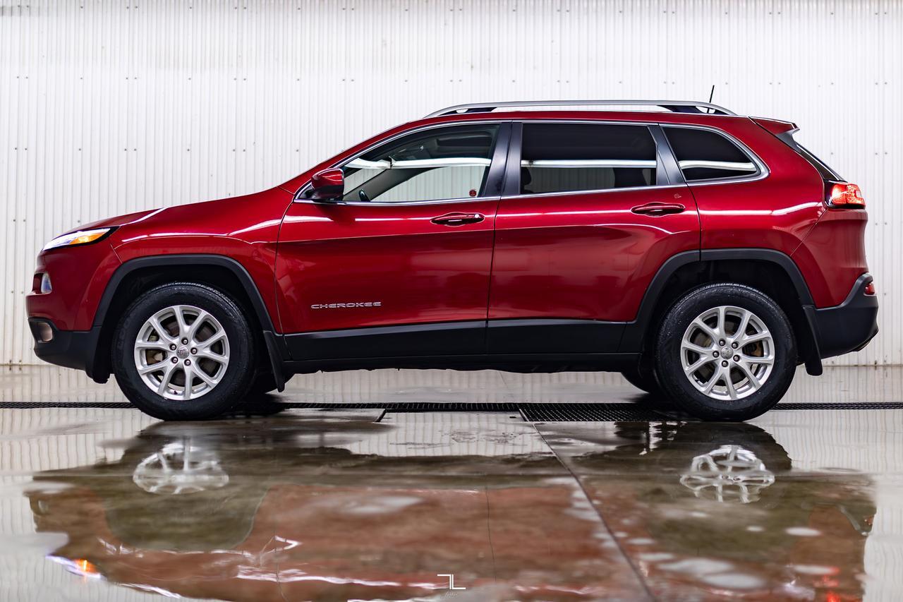 2016 Jeep Cherokee 4x4 North Roof PSeat Red Deer AB