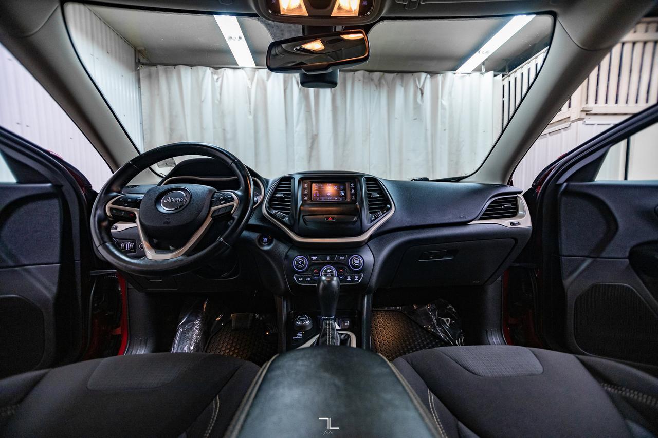 2016 Jeep Cherokee 4x4 North Roof PSeat Red Deer AB