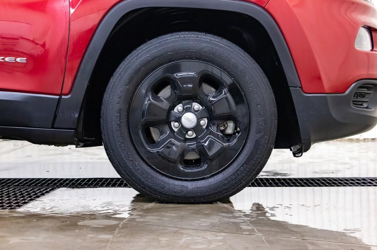 2016 Jeep Cherokee 4x4 Sport BCam Red Deer AB