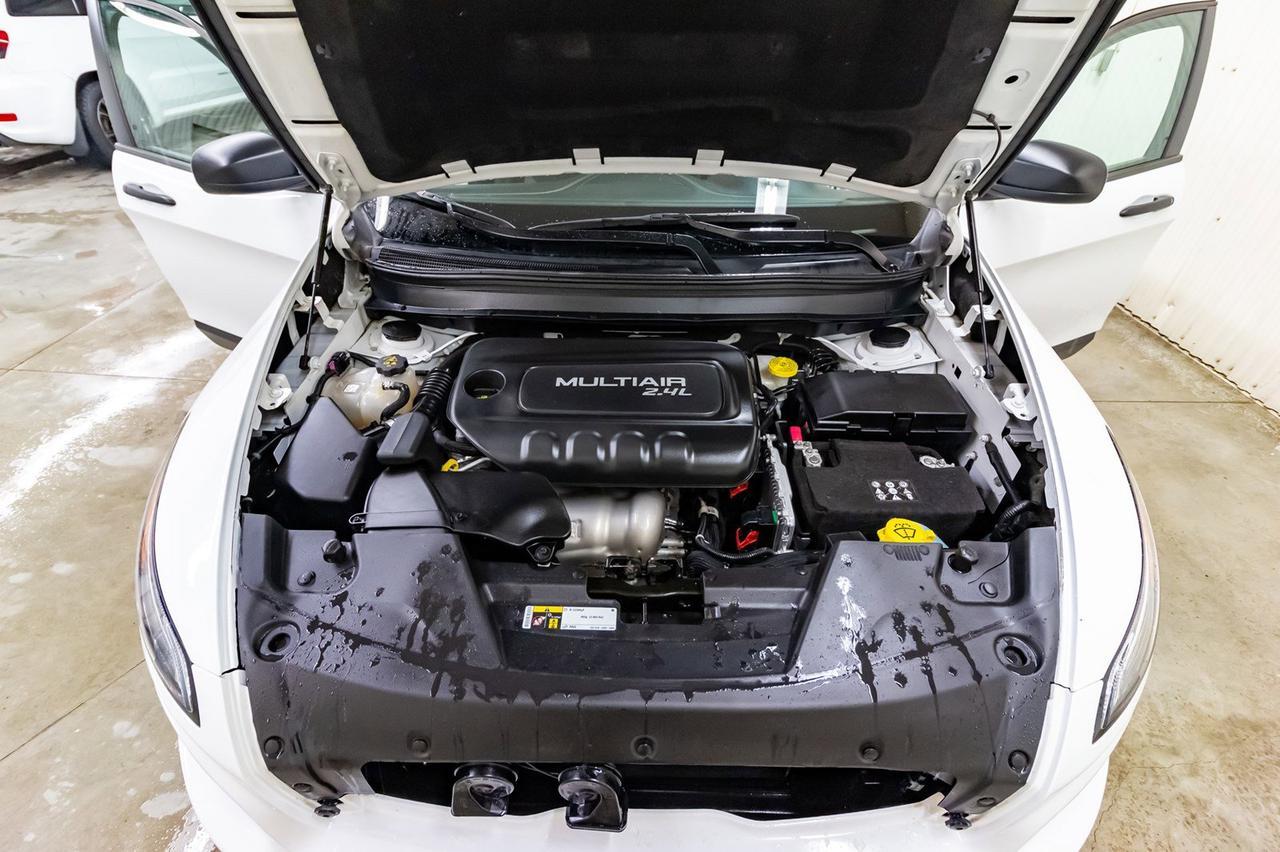 2016 Jeep Cherokee 4x4 Sport Red Deer AB