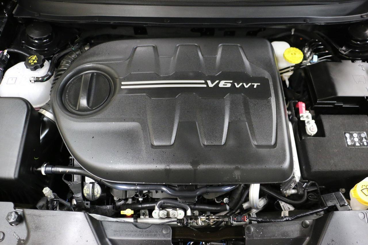 2016 Jeep Cherokee 4x4 Sport Red Deer AB