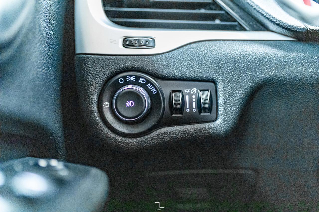 2016 Jeep Cherokee 4x4 Trailhawk Leather BCam Red Deer AB