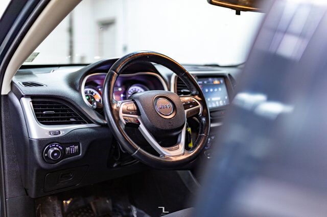 2016 Jeep Cherokee 4x4 Trailhawk Leather BCam Red Deer AB